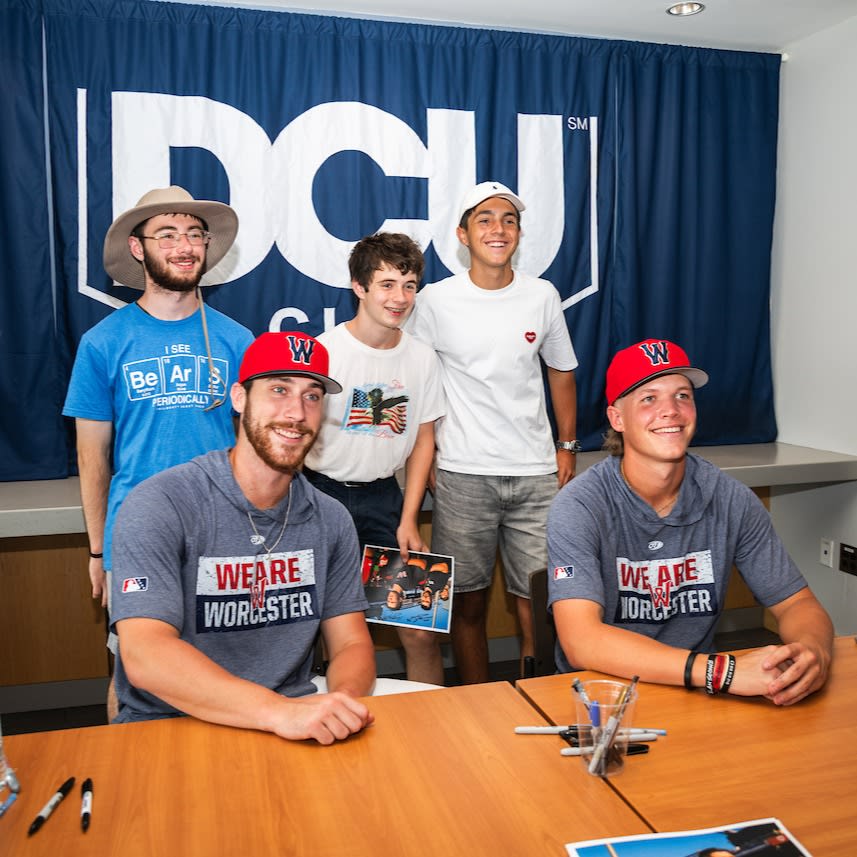 Player Meet & Greet presented by DCU