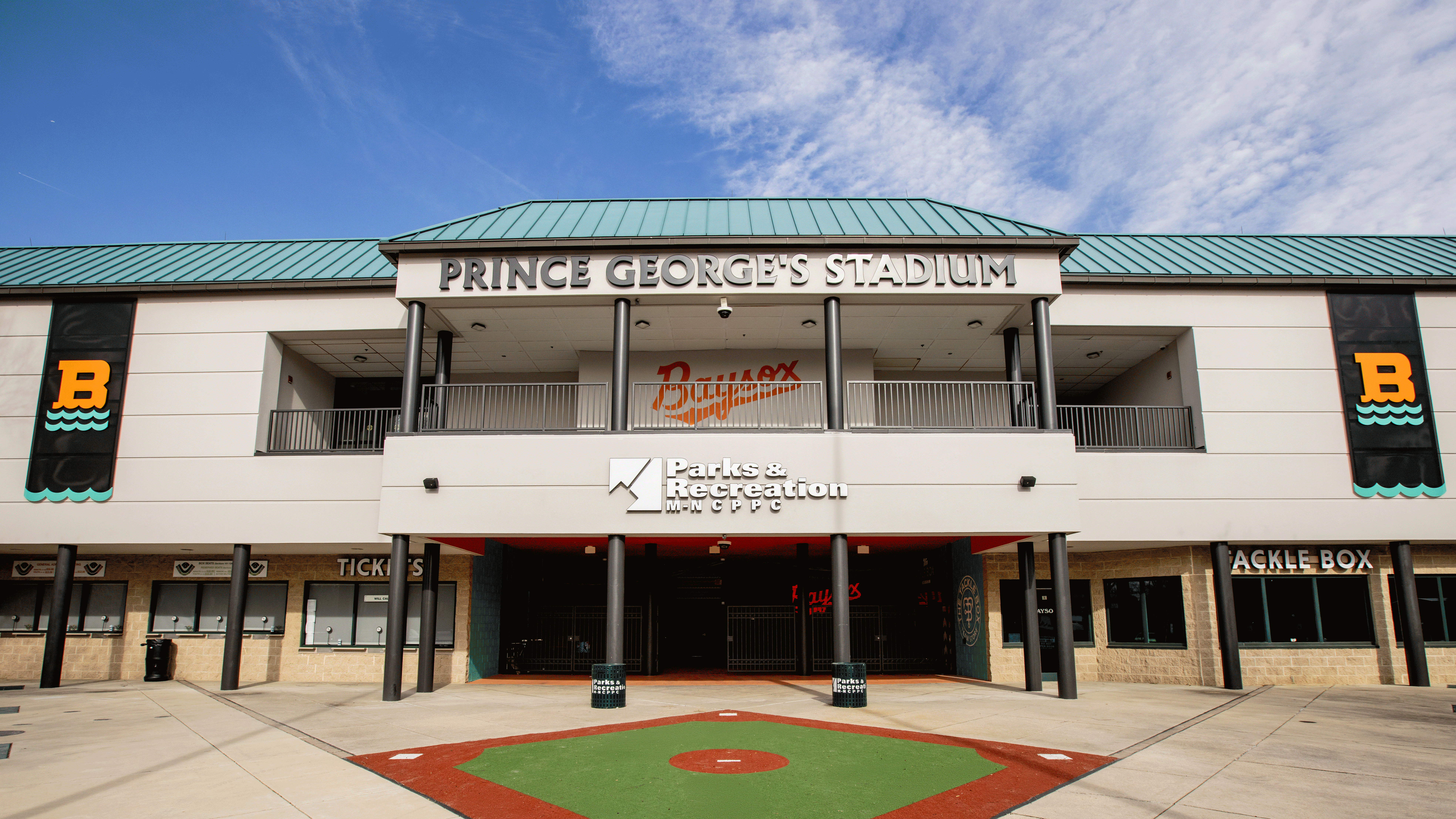 Enhanced Front Entry Experience - Front Pad