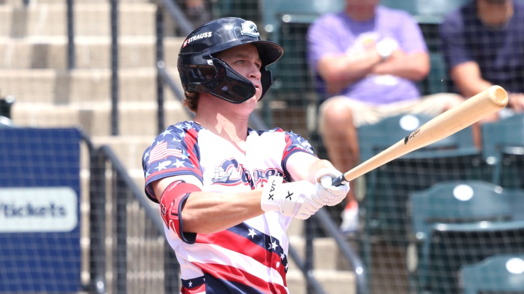 Petey Halpin sparked the Clippers to another Independence weekend win over Louisville