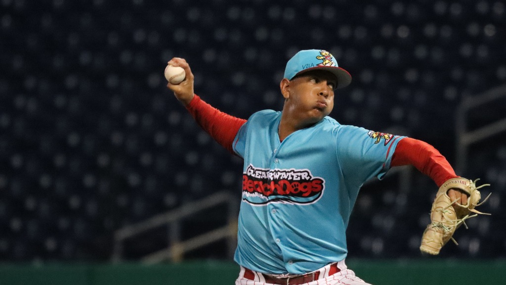 Phillies pitching prospect Wilmer Blanco fires in a strike for the Clearwater Beach Dogs.