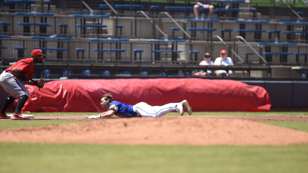 Guy Lipscomb picked up two hits including a triple in the RubberDucks win on Sunday.