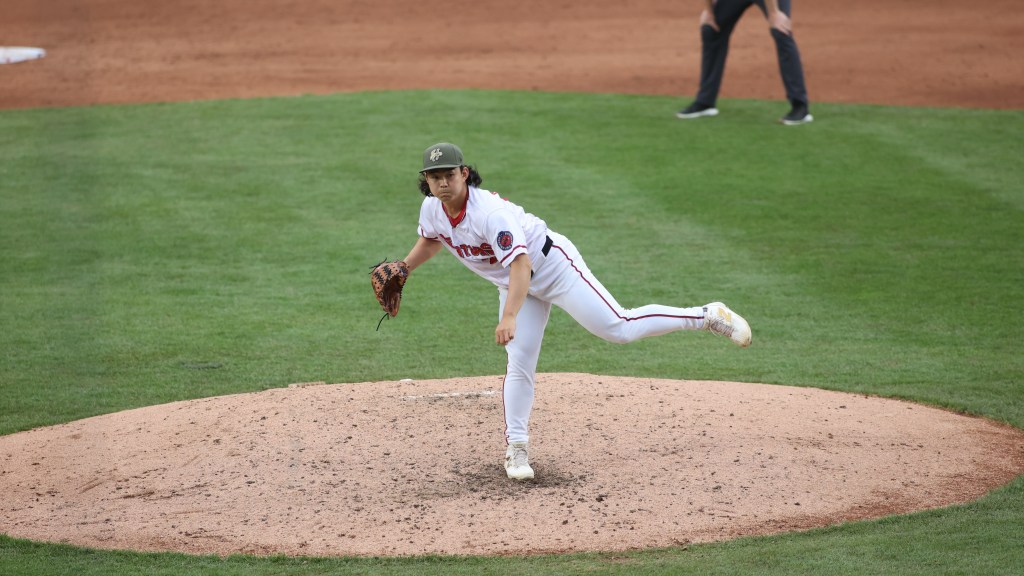 Shinnosuke Ogasawara earned the win with a complete game performance in game one