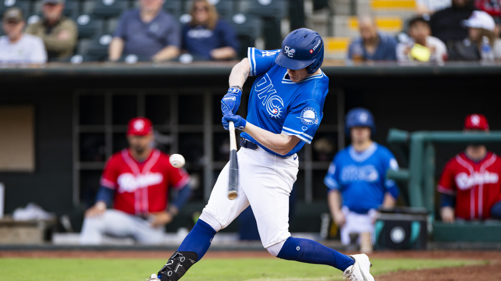 Comets outfielder Jack Suwinski hit one of two first-inning homers on Tuesday night.