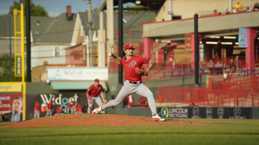 Riley Maddox's career-high seven-inning outing led the way for the Sens