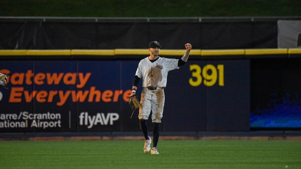 Duke Ellis drove in two runs and stole three bases on Tuesday night in a 6-5 win.
