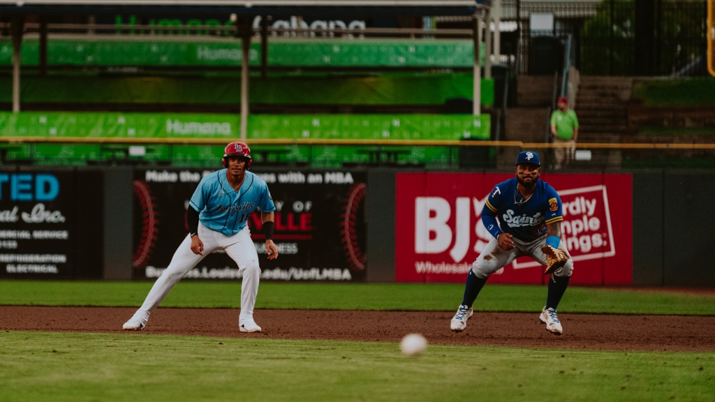 Noelvi Marte and the Bats couldn't keep up with the Saints on Tuesday night.