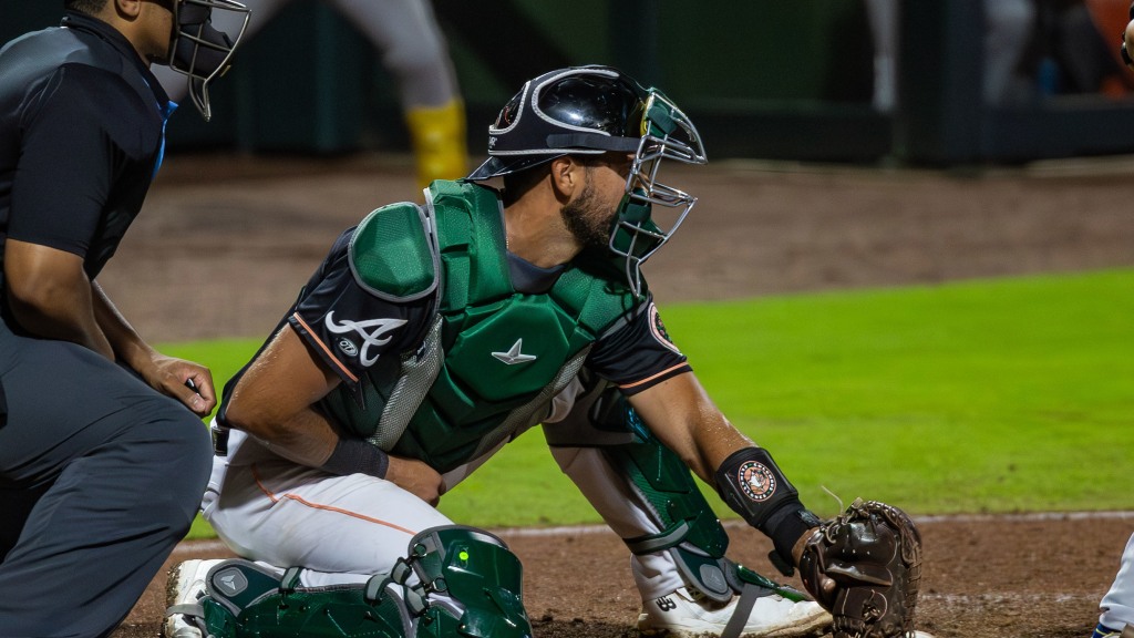 Tyler Tolve smokes his first homer of 2026 in the bottom of the sixth