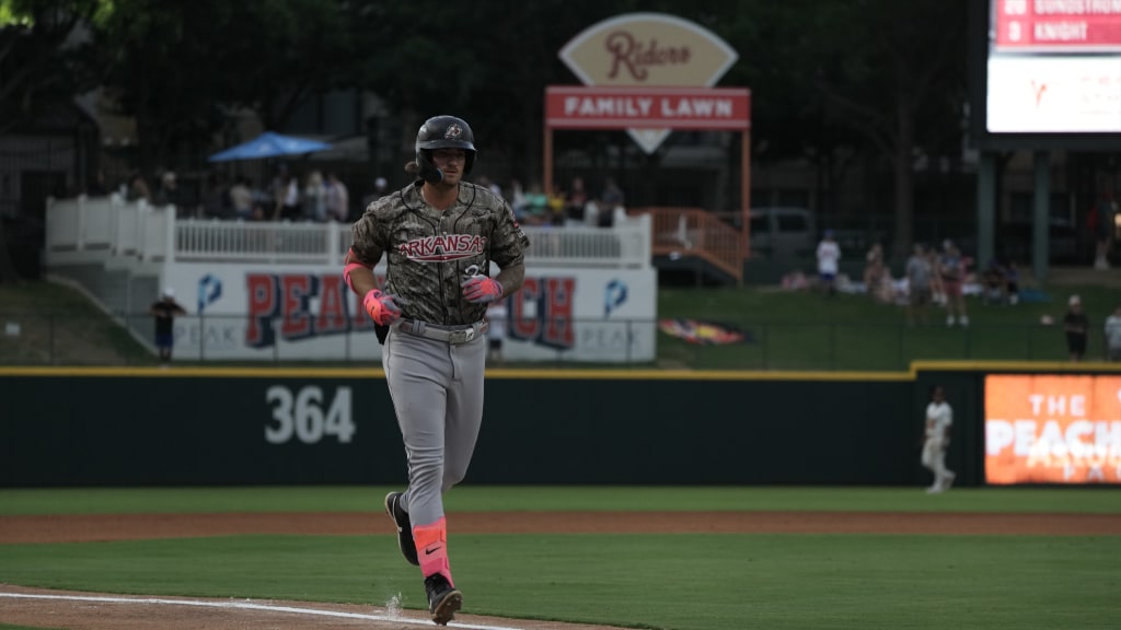 Hunter Fitz-Gerald circled the bases after his home run.