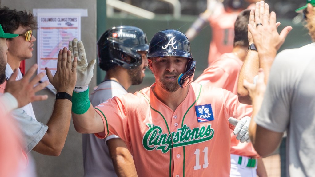 Kyle Farmer becomes the Farmer became the first Atlanta Braves rehab player to homer with the Clingstones, doing so in his first at-bat on Sunday