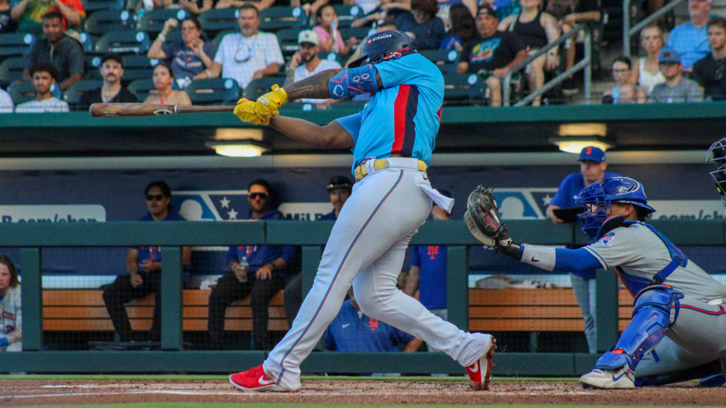 Deyvison De Los Santos blasts a game-tying two-run homer in Jacksonville's 4-3 loss to Syracuse Saturday night. (Skylar Catherwood/Jacksonville Jumbo Shrimp)