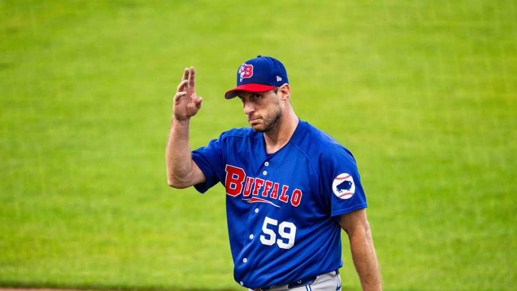Max Scherzer acknowledging the cheers from WooSox fans as he left the mound after his outing.