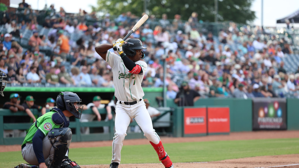 Infielder, Carlos Caro