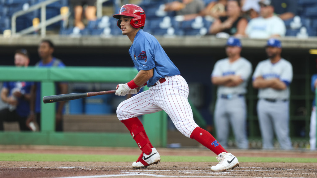 Phillies infield prospect Juan Villavicencio smacks a hit for the Threshers in a win over Dunedin.