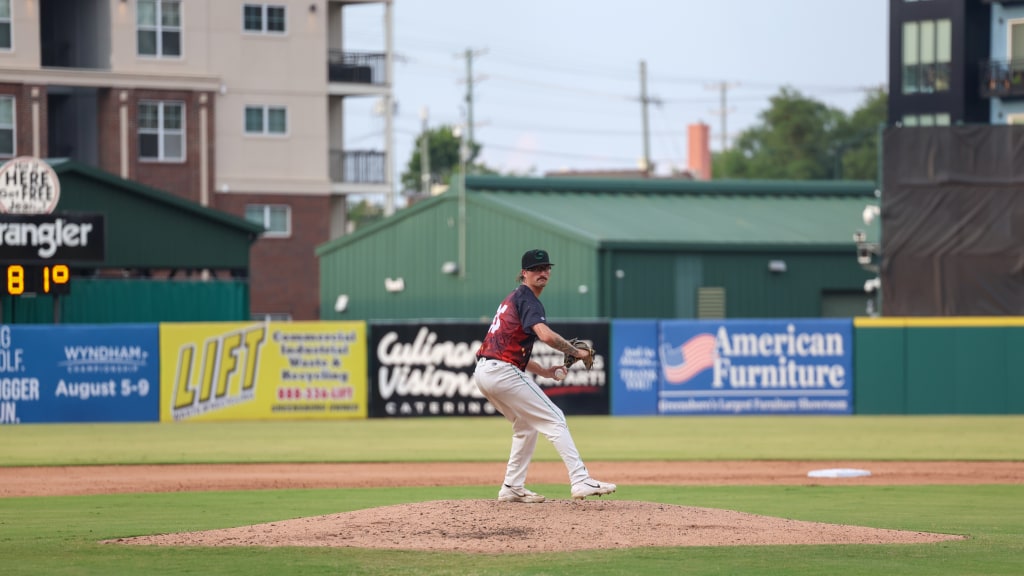 Lefthanded Pitcher, Jacob Bimbi