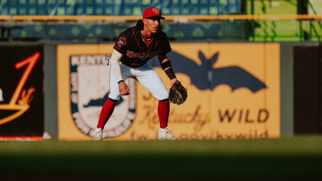 Edwin Arroyo went 0-for-3 with a walk on his 23rd birthday.