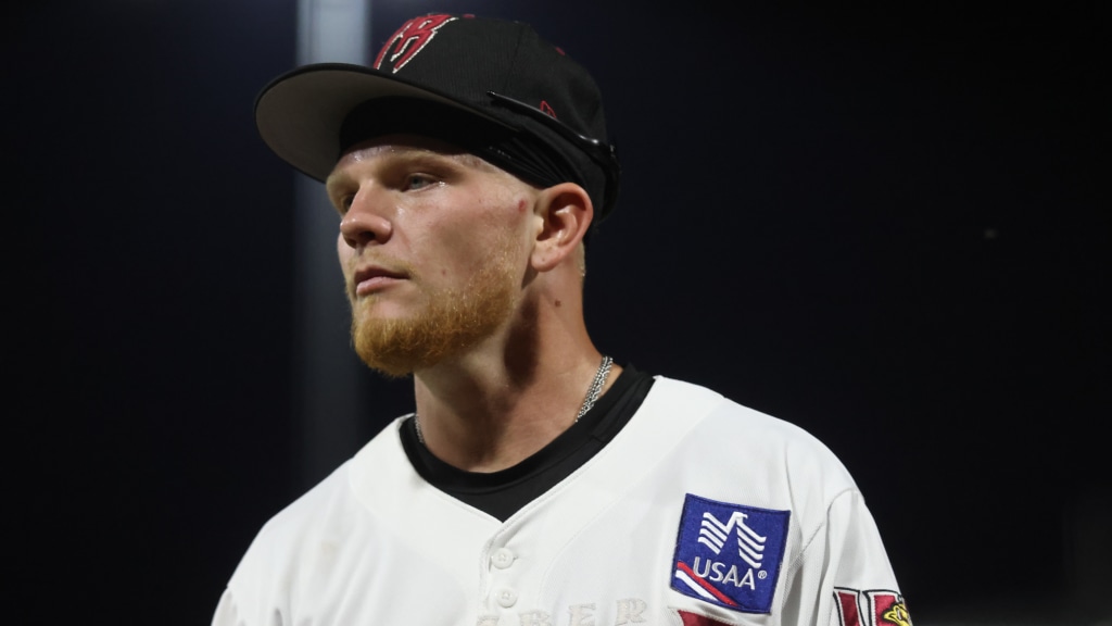 Daniel Dickinson went 3-for-4 with a triple, two stolen bases, and two RBI for the Wisconsin Timber Rattlers on Friday night.  Dickinson has 50 stolen bases this season to become the third player in team history to reach that milestone.