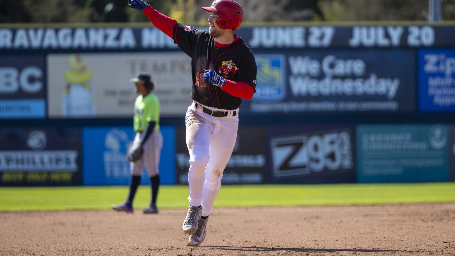 McCarty Powers C's To 6-5 Triumph McCarty Powers C's To 6-5 Triumph