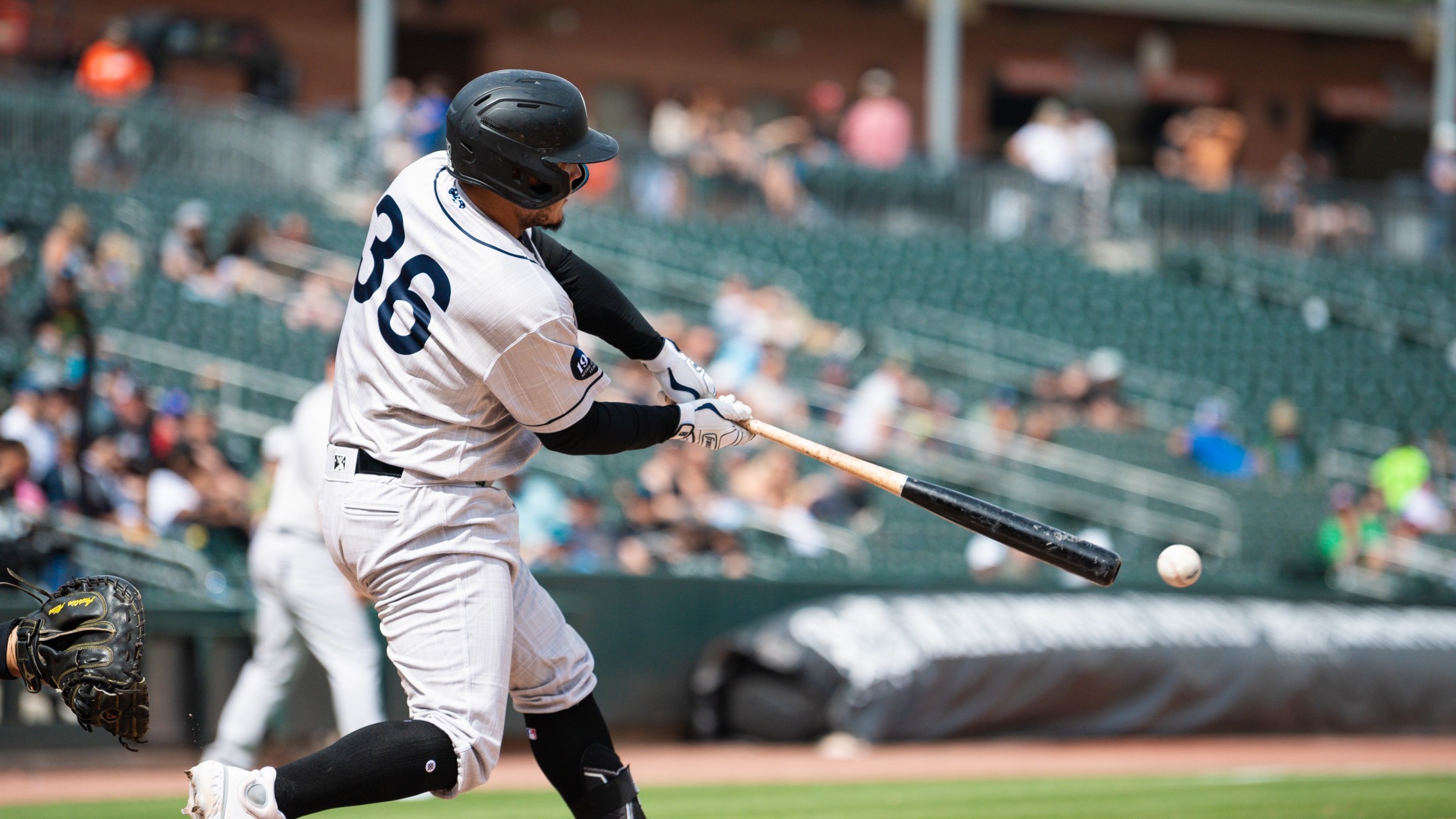 Knights Drop Tuesday’s Opener 10-2 | MiLB.com