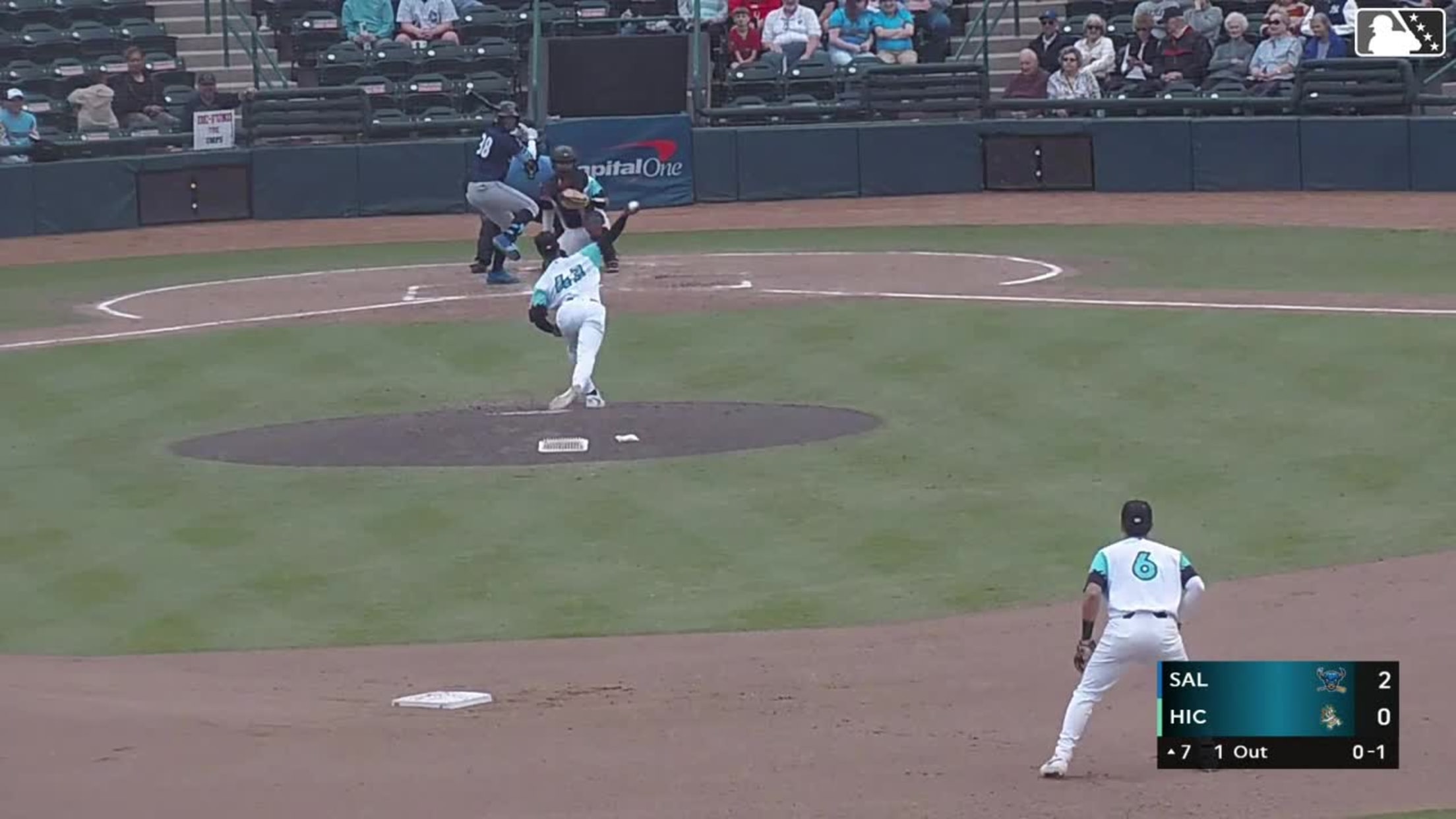 Starlyn Nunez triples (2) on a ground ball to right fielder Hector Osorio. Stanley Tucker scores. D'Angelo Ortiz scores.