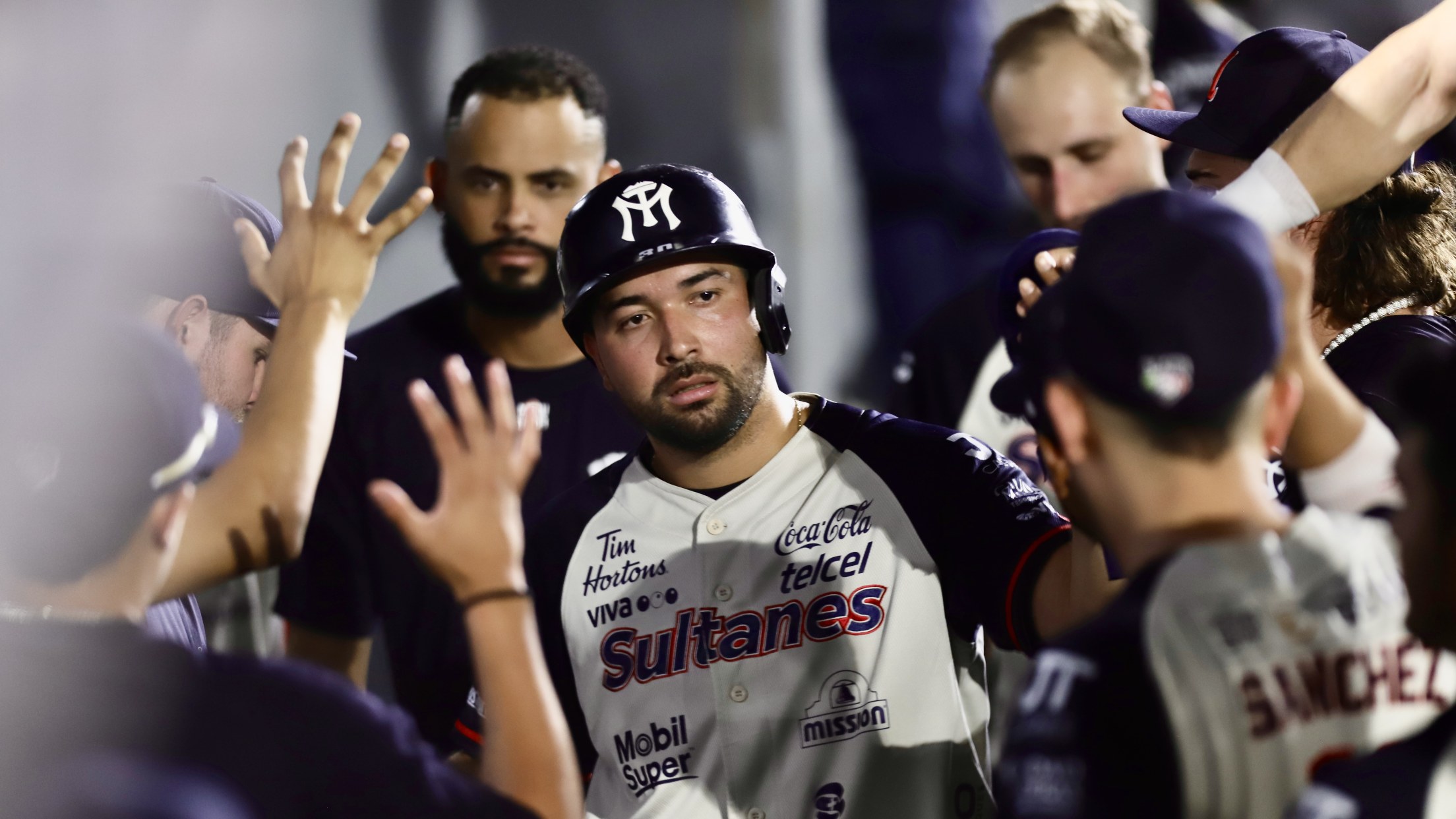 Bravos: Roberto Valenzuela es el héroe de la noche para Sultanes | MiLB.com