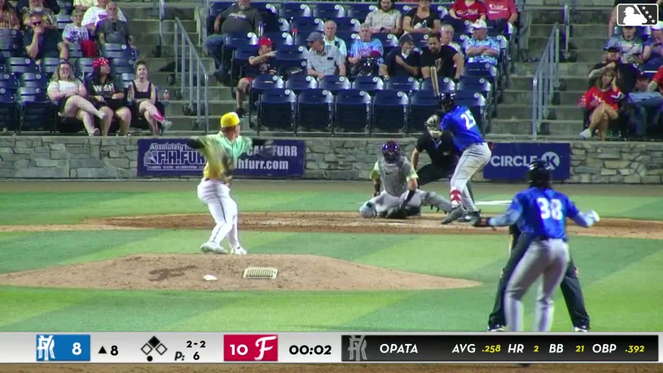 Andrews Opata singles on a line drive to center fielder Luke Dickerson. Starlyn Nunez scores.
