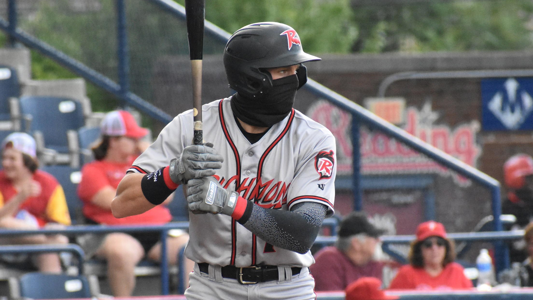 Late rally falls short as Squirrels drop fourth straight | MiLB.com