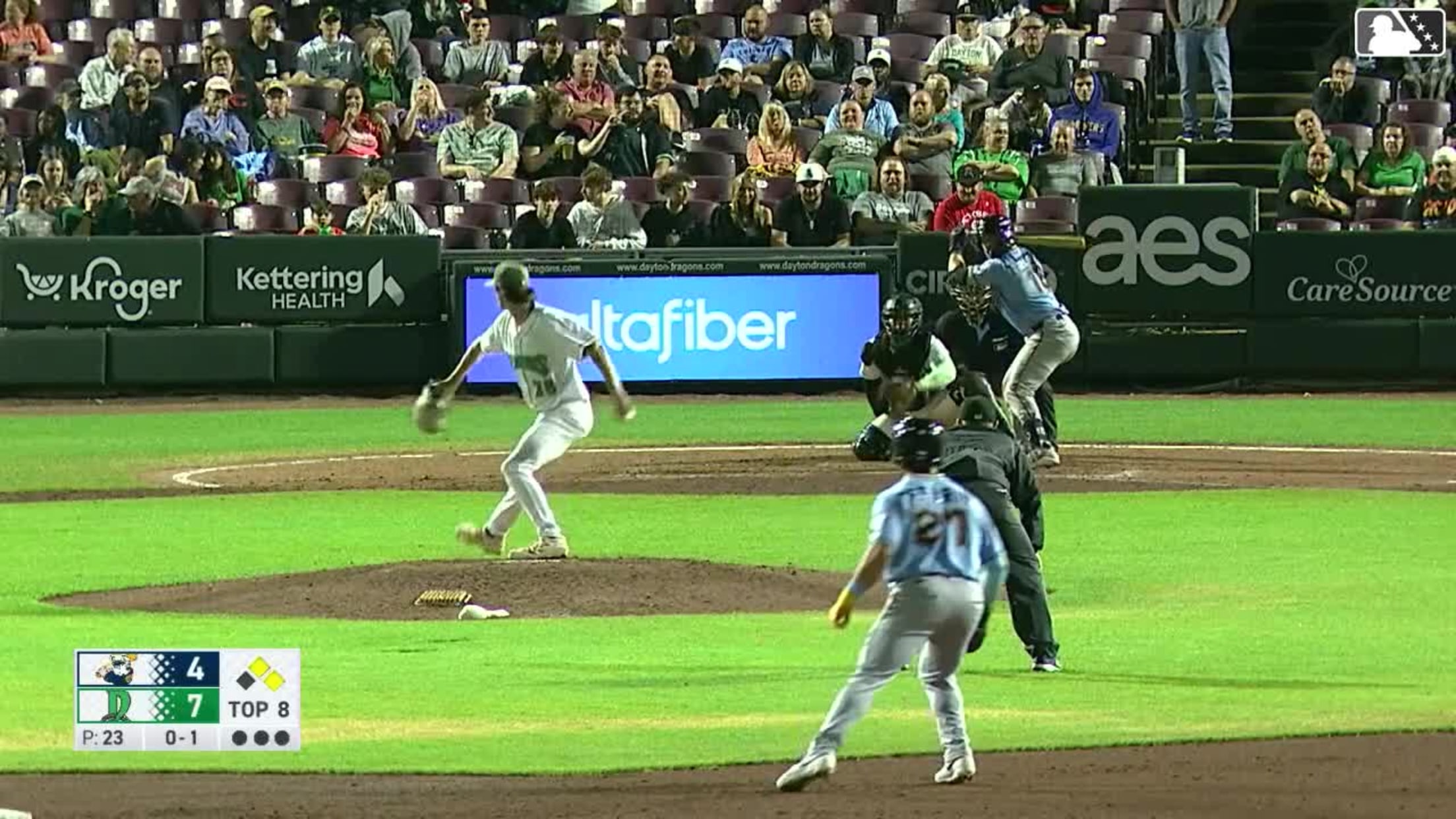 Bennett Thompson singles on a line drive to center fielder Kien Vu. Ryan Cesarini scores. Luke Hill to 3rd.
