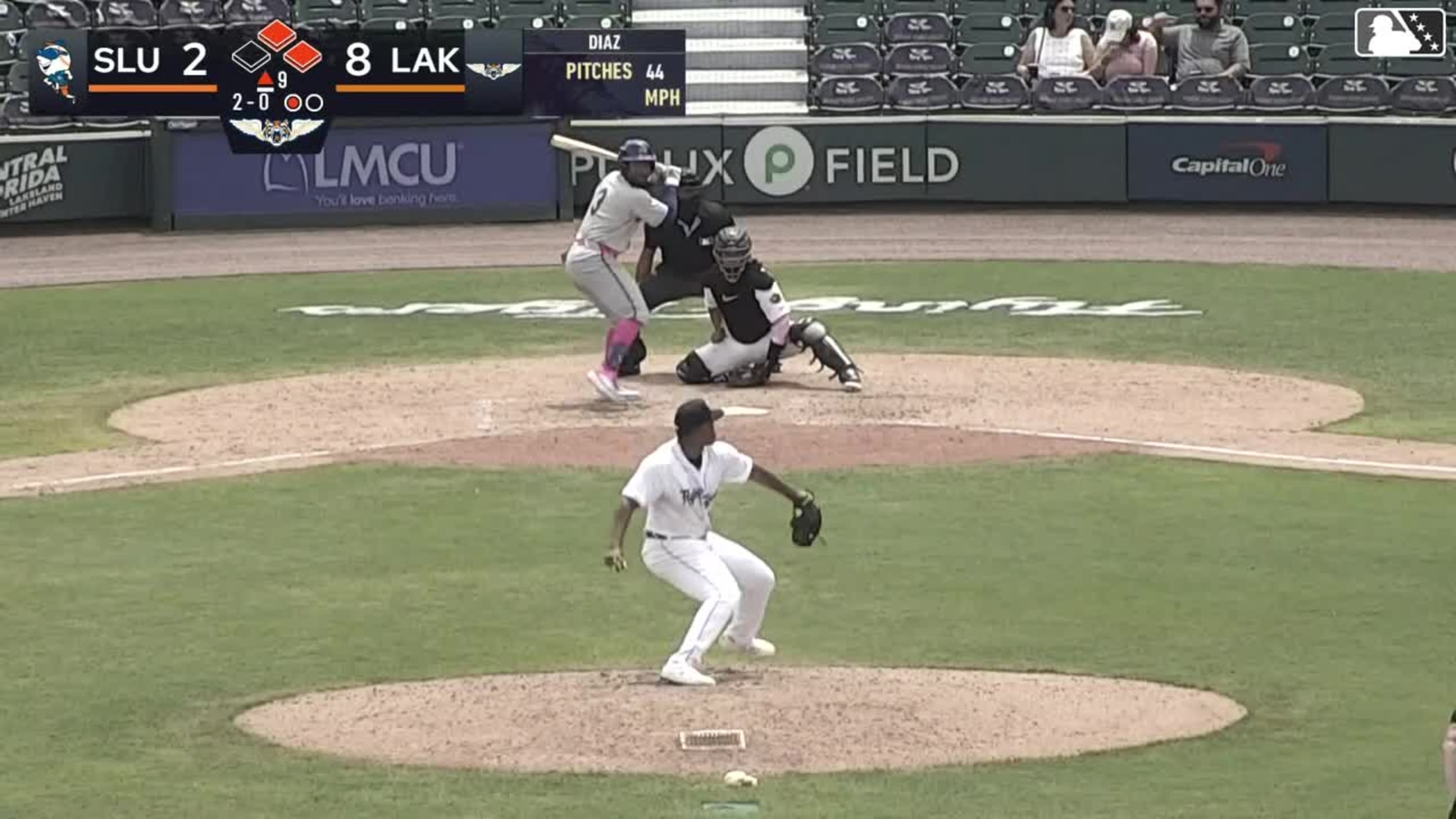 Jatnk Diaz In play, run(s) to Elian Peña