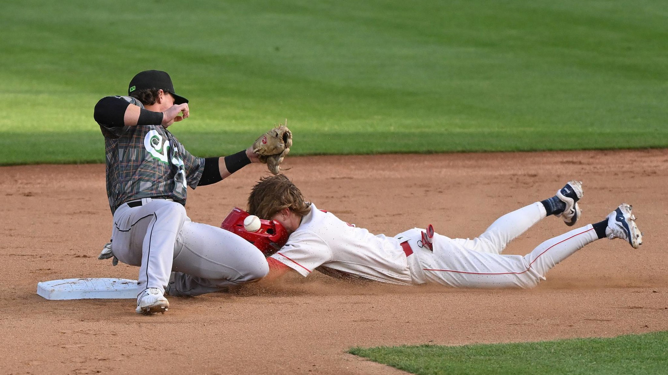 Indians Drop Series Opener to Emeralds, 7-2 | MiLB.com