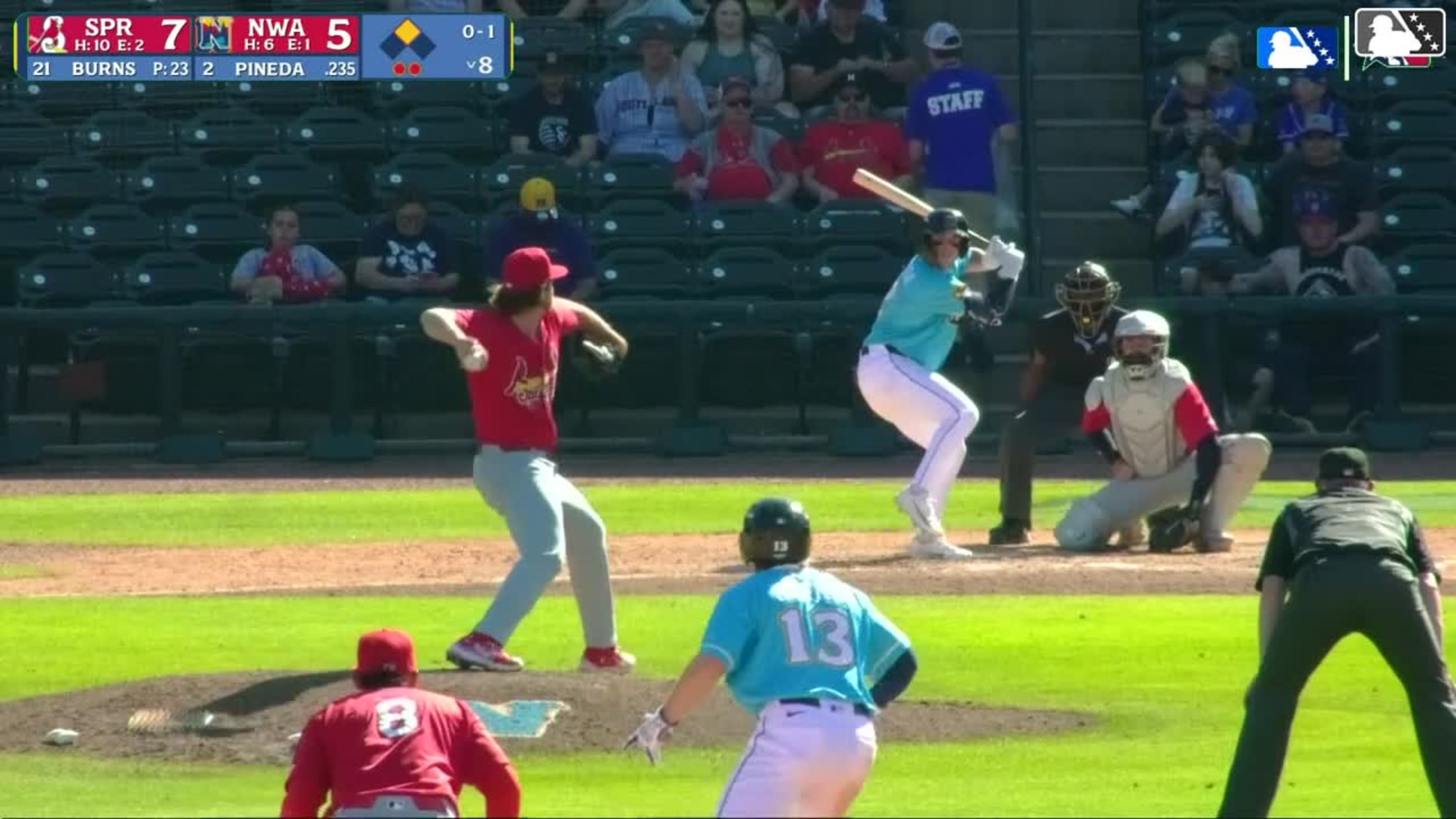 Jack Pineda triples (1) on a sharp fly ball to center fielder Chase Davis. Spencer Nivens scores.