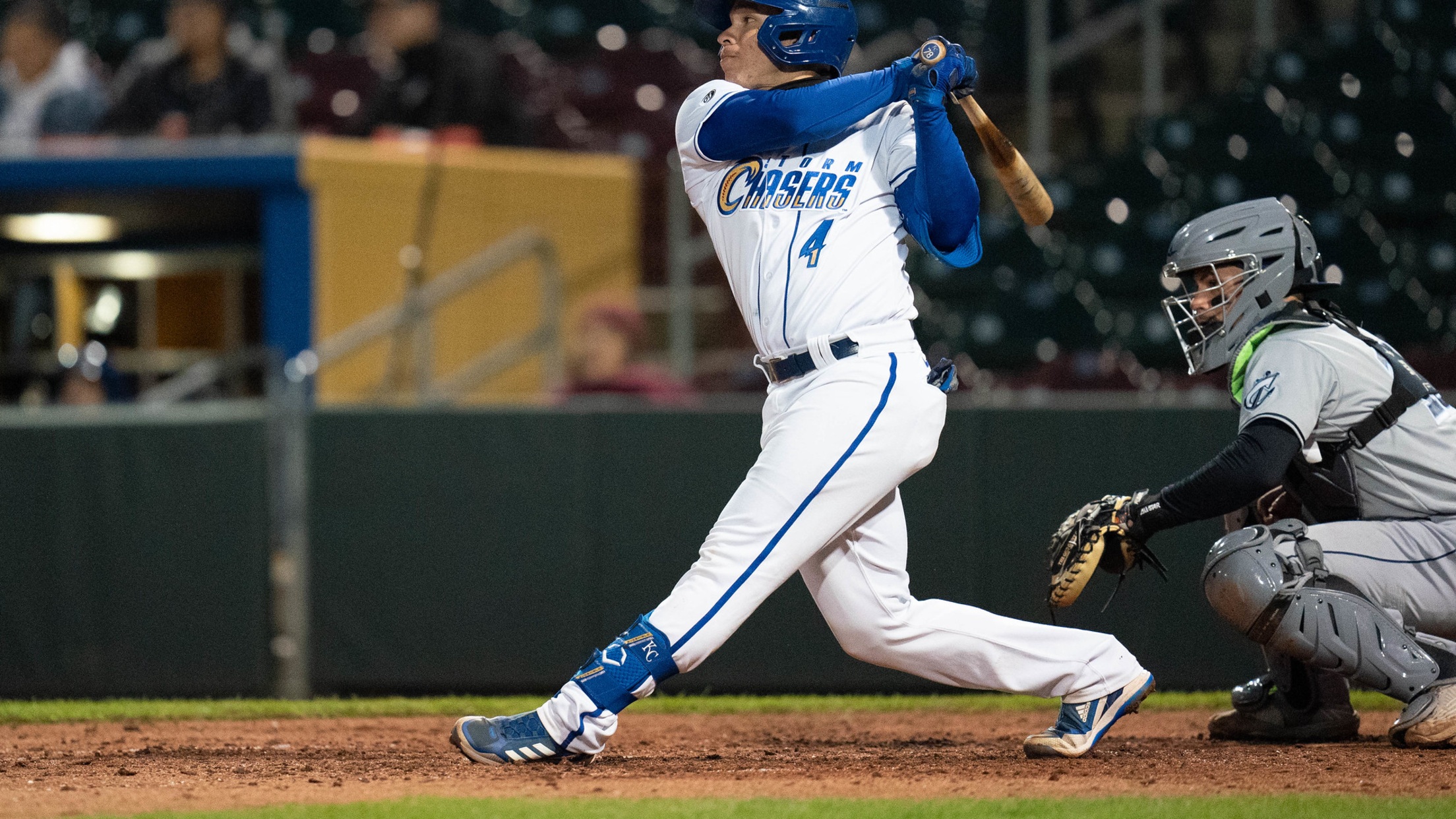 The Chasers hit six doubles to knot series with the Bats | MiLB.com