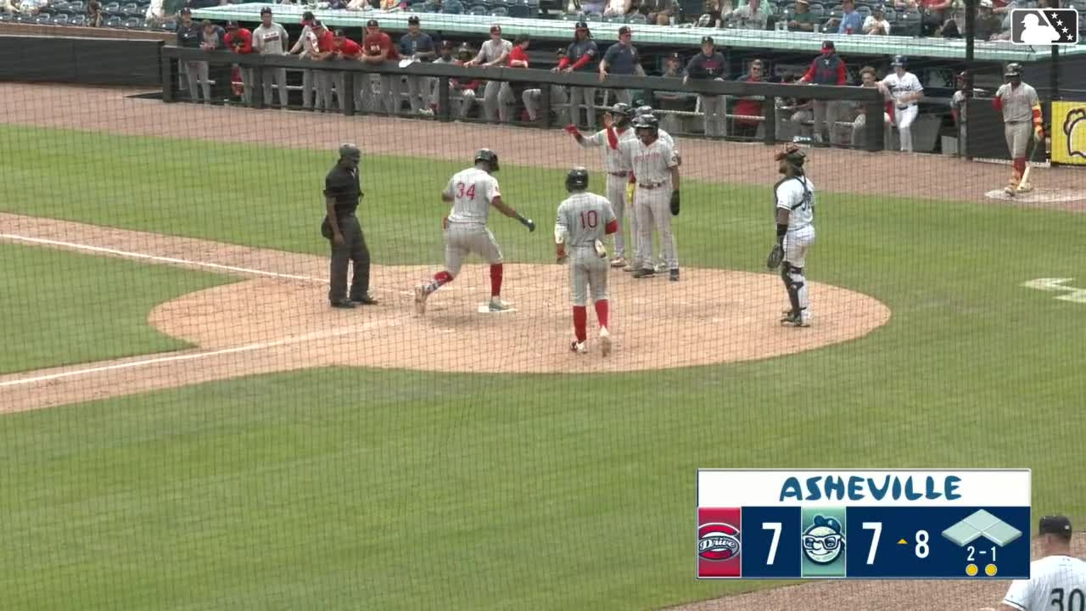 Justin Gonzales belts a game-tying grand slam