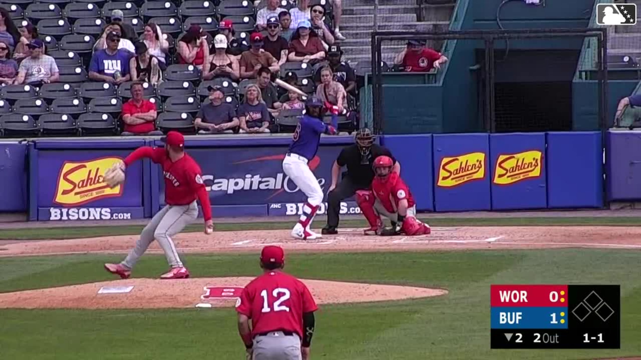 Je'Von Ward homers (2) on a fly ball to left center field.