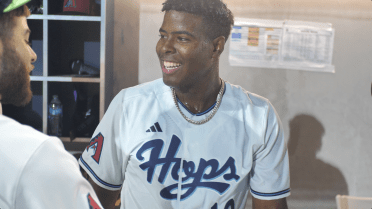 Yassel Soler's Historic Swing Walks Off Indians 