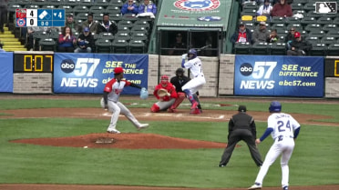 Reginald Preciado homers (2) on a fly ball to left field. Cameron Sisneros scores. Matt Halbach scores.