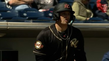 Giants prospect Schmitt goes 3-for-4 with 3 RBIs