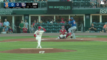 Jose Ramos homers (3) on a fly ball to right field.
