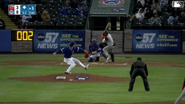 Koen Moreno In play, run(s) to Rosman Verdugo