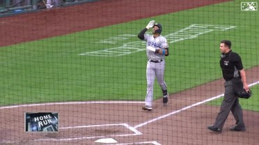 Royce Lewis crushes his second home run of the night