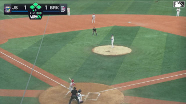 Noah Hall In play, run(s) to Nick Biddison