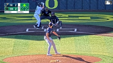Robert Hipwell singles on a ground ball to right fielder Randy De Jesus. Zane Zielinski scores.