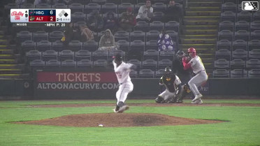 Cayden Wallace doubles (1) on a line drive to left fielder Will Taylor. Seaver King scores.