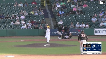 Luke Waddell doubles (2) on a line drive to right fielder Jhon Diaz. Archer Brookman scores.