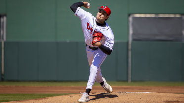 Echavarria quality, but Lugs fall in opener