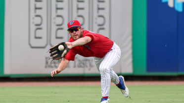 Magic Number Remains at Two as Threshers Drop Twin Bill