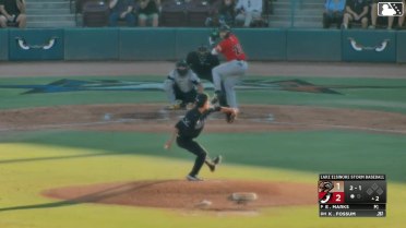 Lan-Hong Su In play, run(s) to Kyle Fossum