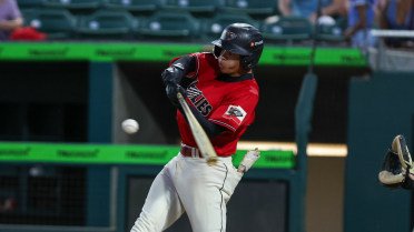 Eight-Run Second Sinks Grizzlies in Visalia