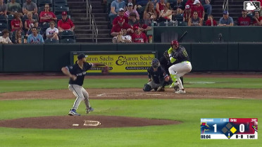 Deniel Ortiz homers (3) on a fly ball to left field. Rainiel Rodriguez scores.