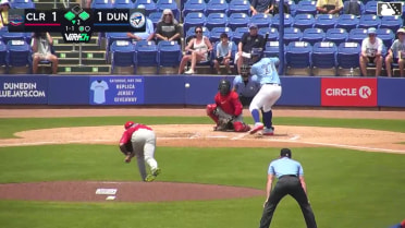 Tanner Gresham In play, run(s) to David Beckles