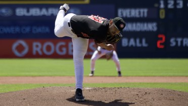 Bats Batter 'Sox, C's Win 7-4
